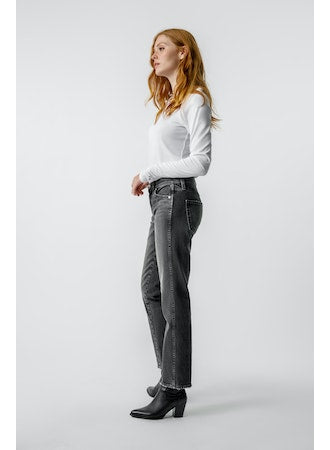 AMO Toni Low Slim Jeans
